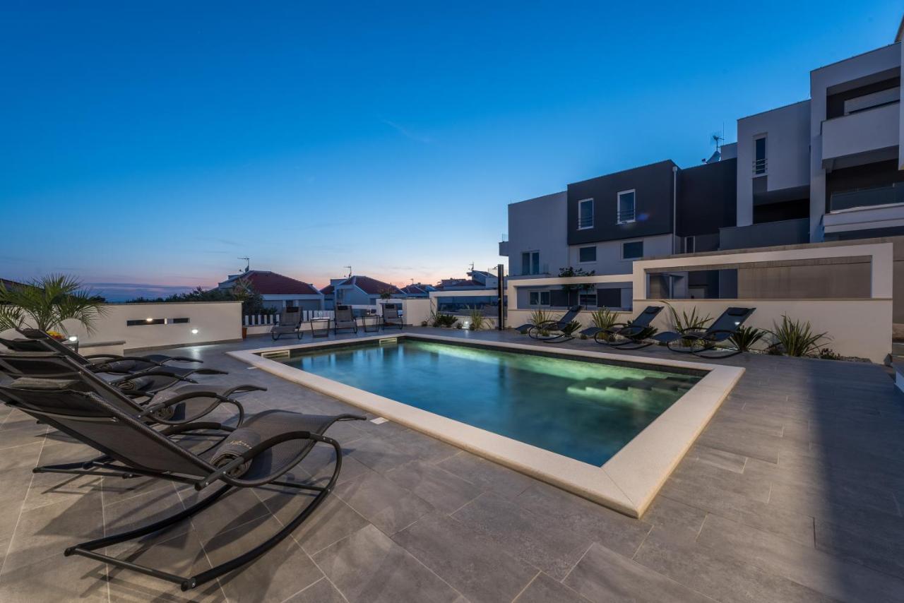 Villa Magnifica Apartments With Pool Novalja Eksteriør billede