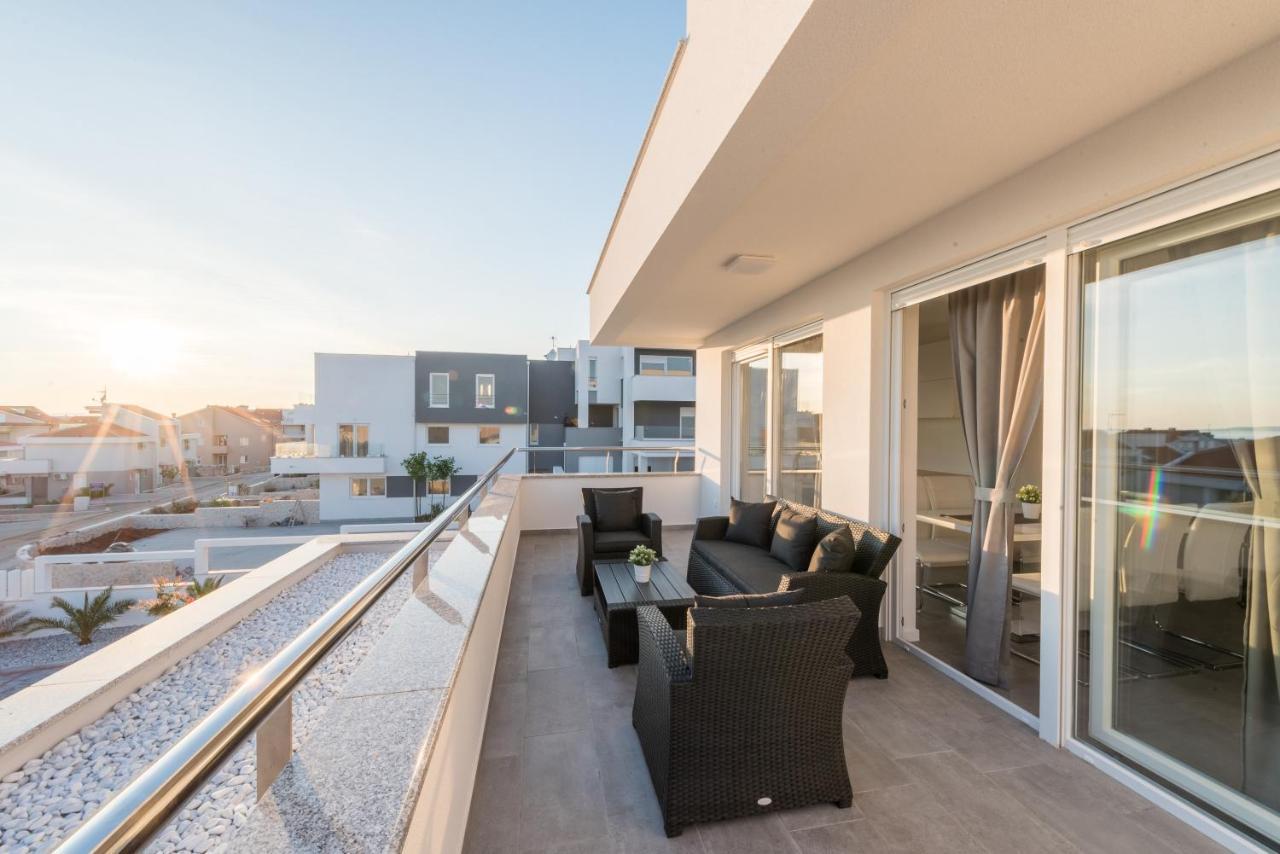Villa Magnifica Apartments With Pool Novalja Eksteriør billede